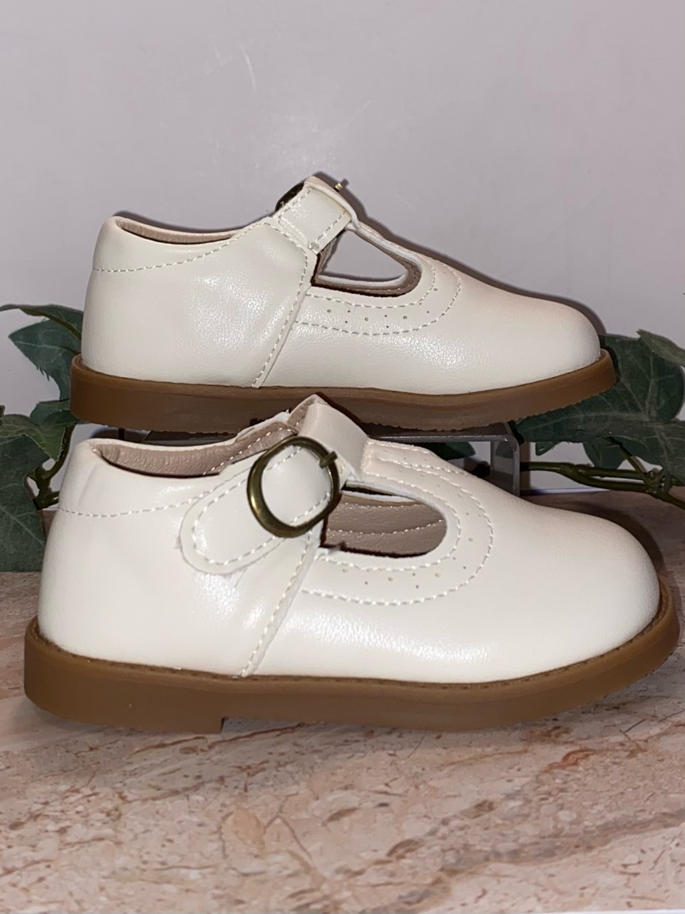Toddler Girls NWOT Cream T-Strap Oxford Mary Jane Shoes Size 6 US/22 EU - Picture 8 of 15